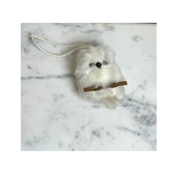 Plush Fluffy White Owl Hanging On A Branch Ornament Christmas Decor Bird Lovers - Picture 1 of 4